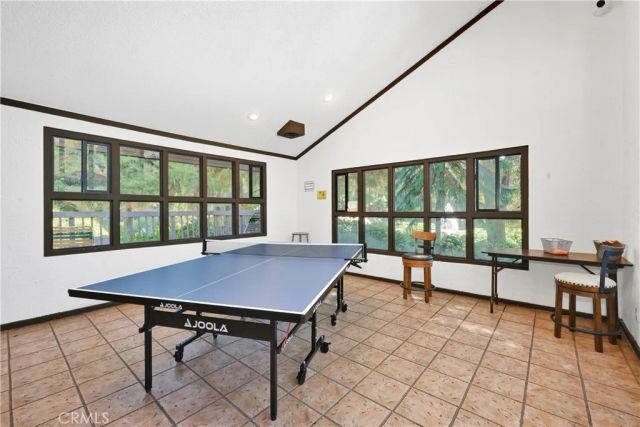 7890 E Spring Street 2L, Long Beach, CA 90815