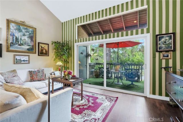 7890 E Spring Street 2L, Long Beach, CA 90815