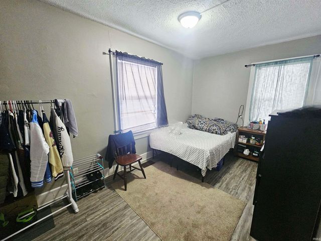 1508 E Main Street, Muncie, IN 47305