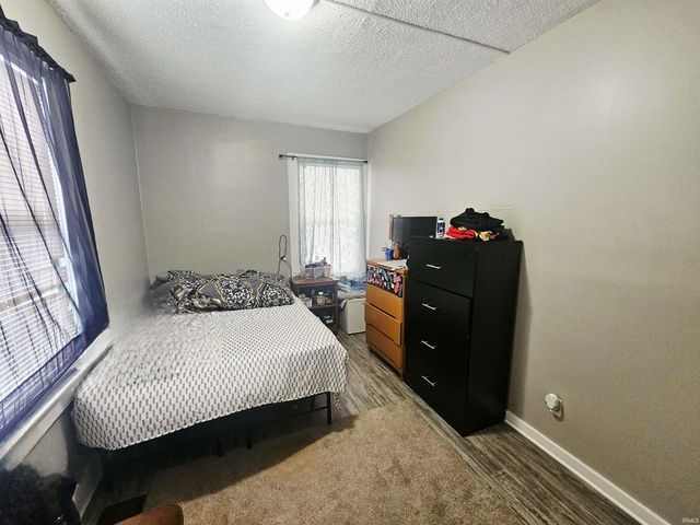 1508 E Main Street, Muncie, IN 47305