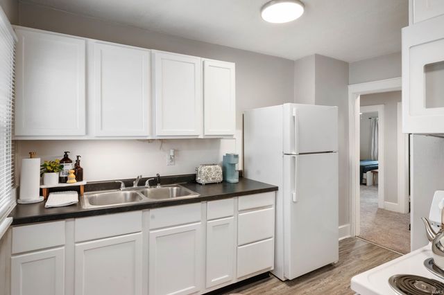 1508 E Main Street, Muncie, IN 47305