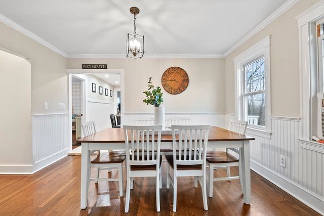 43 Harding Ave, Weymouth, MA 02188