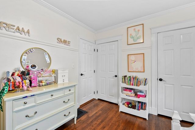 43 Harding Ave, Weymouth, MA 02188
