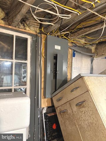 235 CHESTNUT ST, Ashland, PA 17921