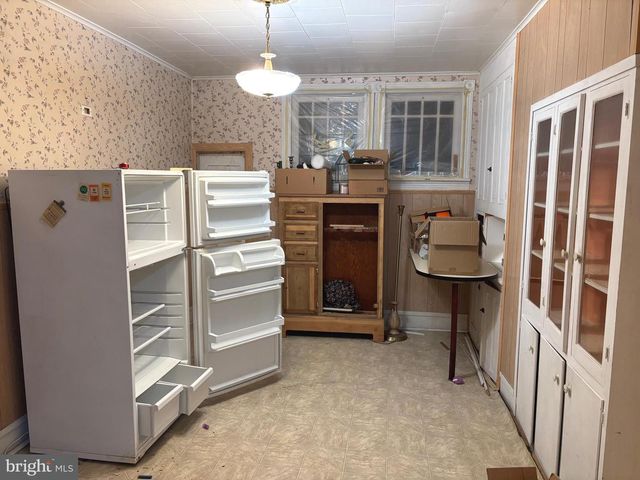 235 CHESTNUT ST, Ashland, PA 17921