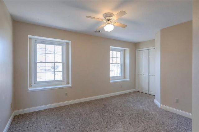 1023 SE Timbercreek Lane, Lee's Summit, MO 64081