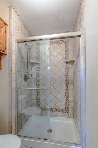 1023 SE Timbercreek Lane, Lee's Summit, MO 64081