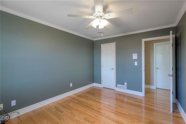 1023 SE Timbercreek Lane, Lee's Summit, MO 64081