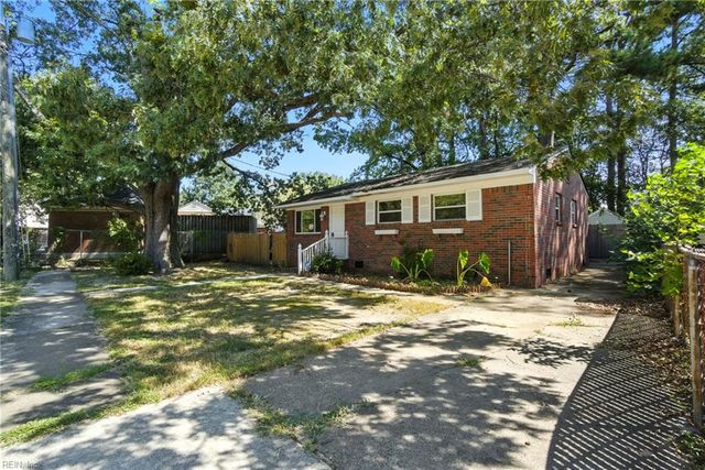 1210 Clarence ST, Norfolk, VA 23502