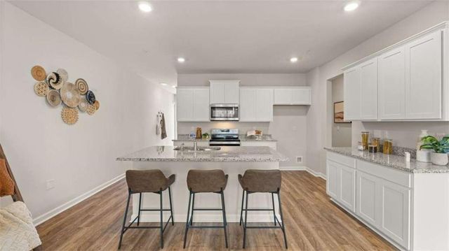 229 Sound Circle, Stockbridge, GA 30281