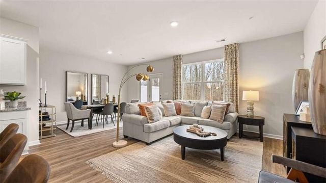 229 Sound Circle, Stockbridge, GA 30281