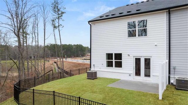229 Sound Circle, Stockbridge, GA 30281