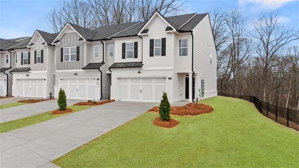 229 Sound Circle, Stockbridge, GA 30281