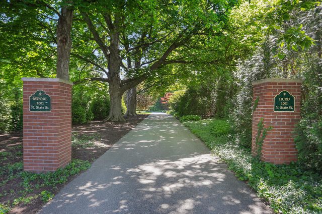 1001 N State Street, Monticello, IL 61856