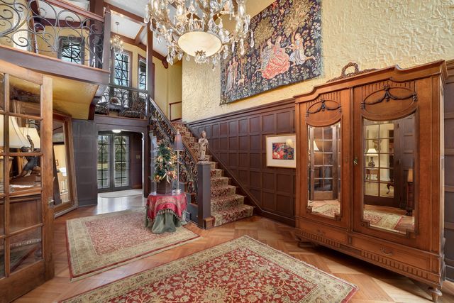 1001 N State Street, Monticello, IL 61856