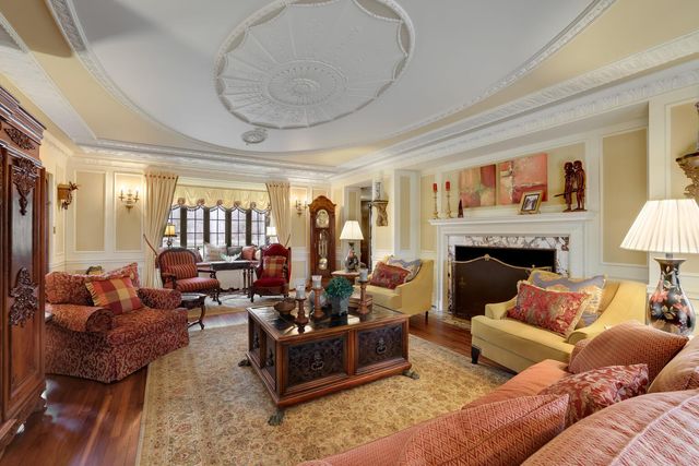 1001 N State Street, Monticello, IL 61856