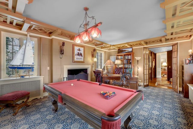 1001 N State Street, Monticello, IL 61856