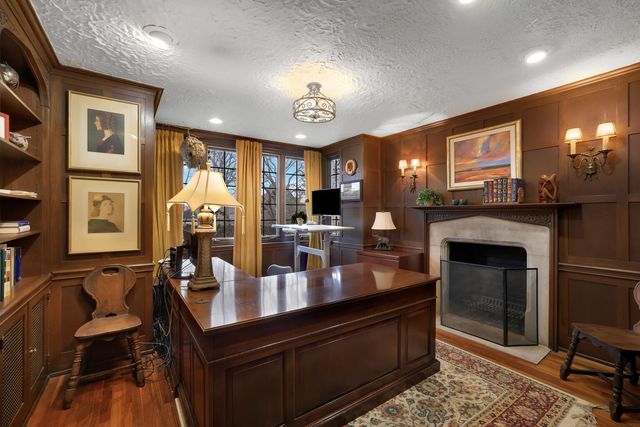 1001 N State Street, Monticello, IL 61856