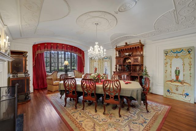 1001 N State Street, Monticello, IL 61856