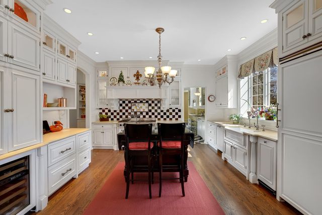 1001 N State Street, Monticello, IL 61856