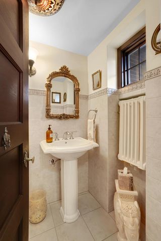 1001 N State Street, Monticello, IL 61856