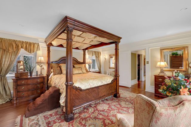 1001 N State Street, Monticello, IL 61856