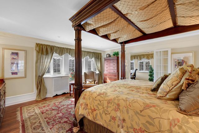 1001 N State Street, Monticello, IL 61856