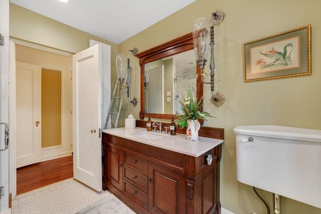 1001 N State Street, Monticello, IL 61856