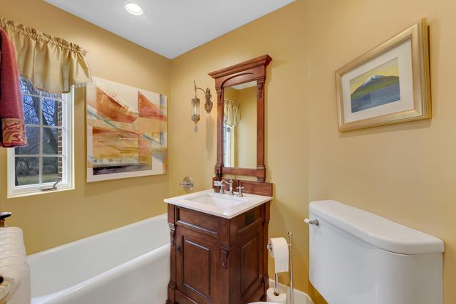 1001 N State Street, Monticello, IL 61856