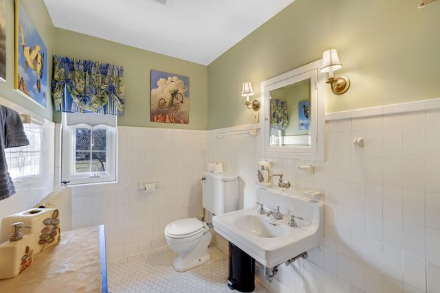 1001 N State Street, Monticello, IL 61856