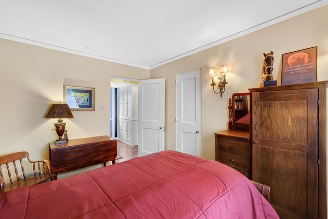 1001 N State Street, Monticello, IL 61856