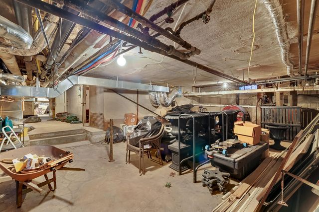 1001 N State Street, Monticello, IL 61856