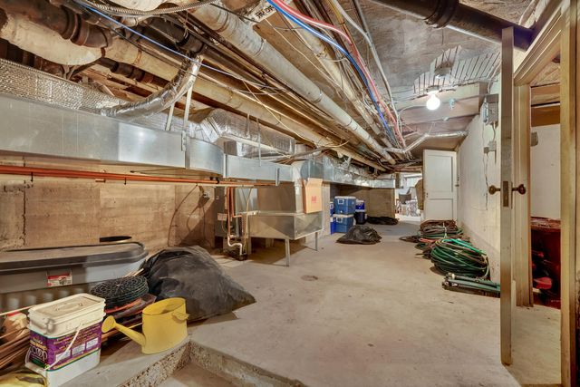 1001 N State Street, Monticello, IL 61856