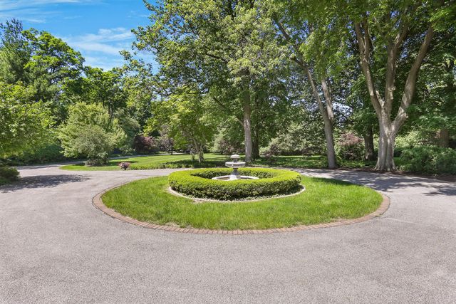 1001 N State Street, Monticello, IL 61856