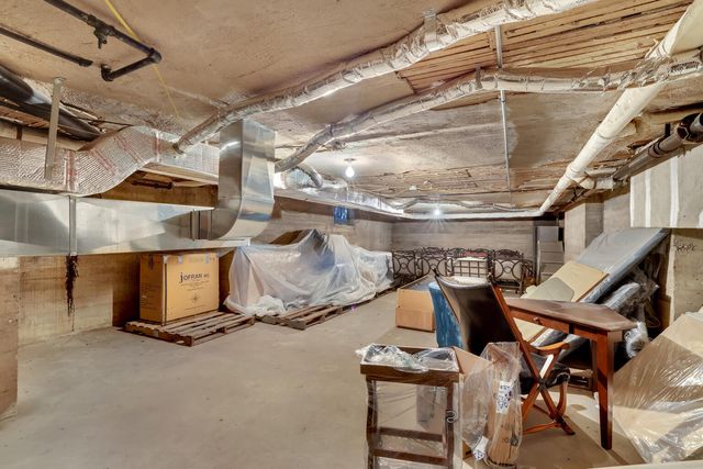 1001 N State Street, Monticello, IL 61856