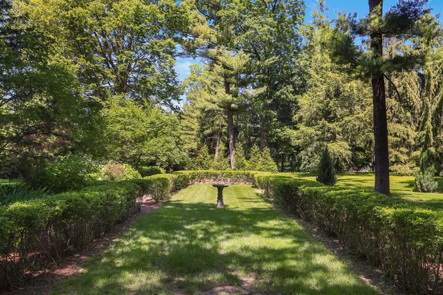 1001 N State Street, Monticello, IL 61856