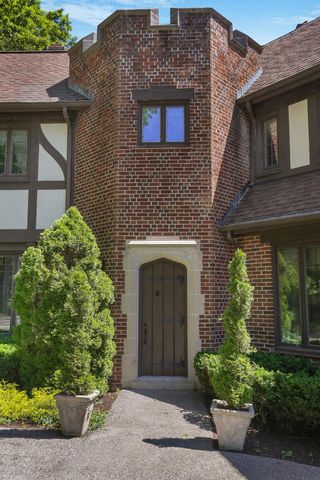 1001 N State Street, Monticello, IL 61856