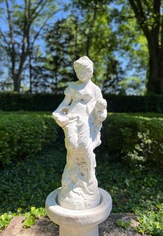 1001 N State Street, Monticello, IL 61856