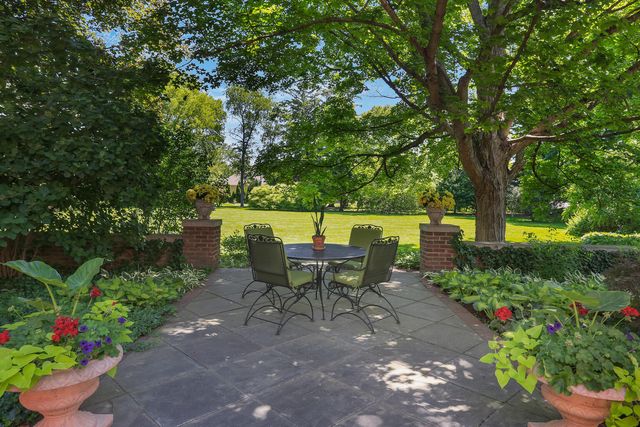 1001 N State Street, Monticello, IL 61856