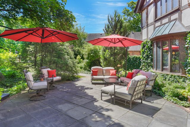 1001 N State Street, Monticello, IL 61856