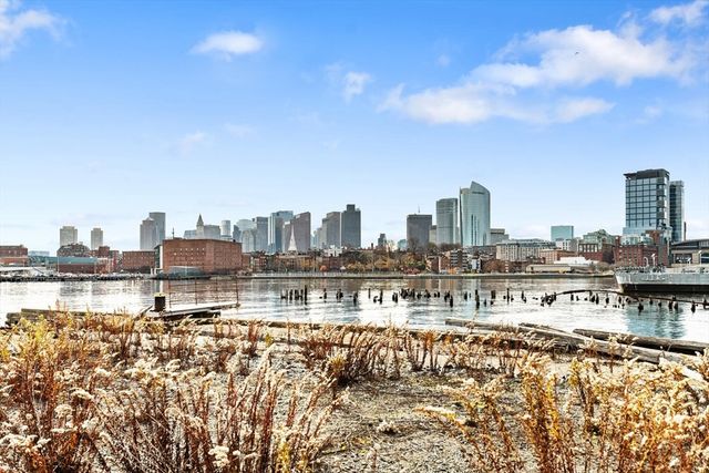 45 1st Ave 202, Boston, MA 02129