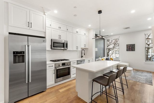 45 1st Ave 202, Boston, MA 02129