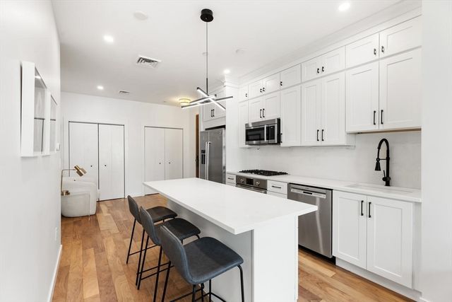 45 1st Ave 202, Boston, MA 02129