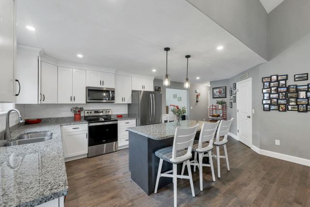 36 Three Ponds Drive, Brentwood, NH 03833