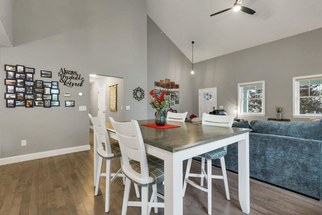 36 Three Ponds Drive, Brentwood, NH 03833