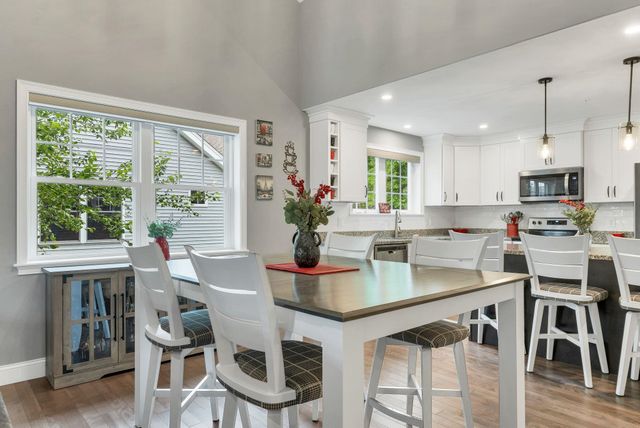 36 Three Ponds Drive, Brentwood, NH 03833