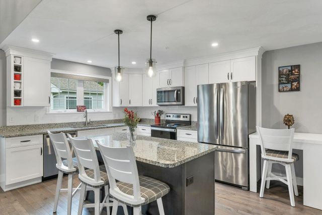 36 Three Ponds Drive, Brentwood, NH 03833