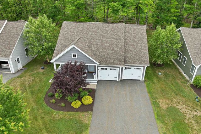 36 Three Ponds Drive, Brentwood, NH 03833