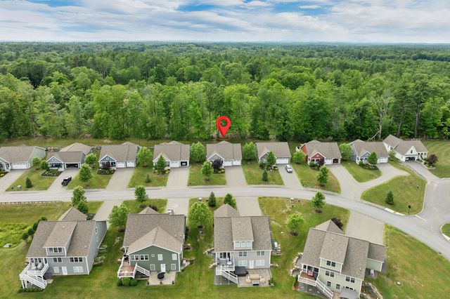 36 Three Ponds Drive, Brentwood, NH 03833