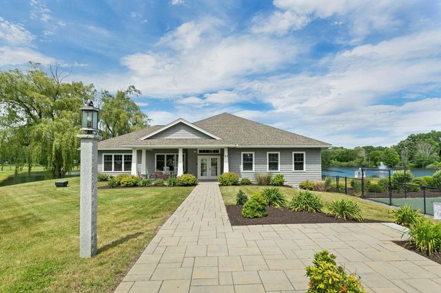 36 Three Ponds Drive, Brentwood, NH 03833